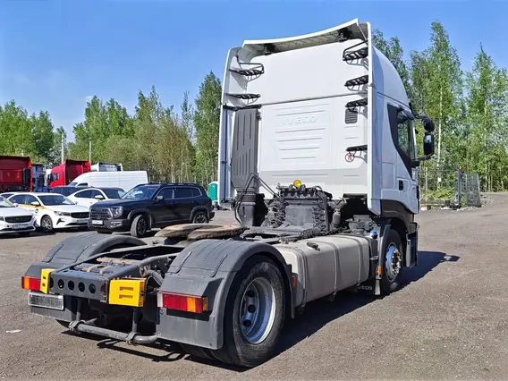 Седельный тягач IVECO Stralis 2021 года б/у фото 8