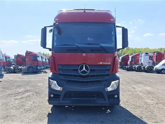 Седельный тягач Mercedes-Benz Actros 2022 года б/у фото 3