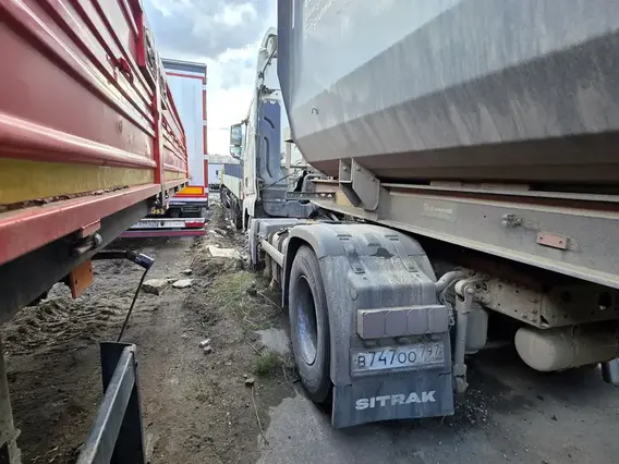 Седельный тягач SITRAK C7H MAX 2023 года б/у фото 4