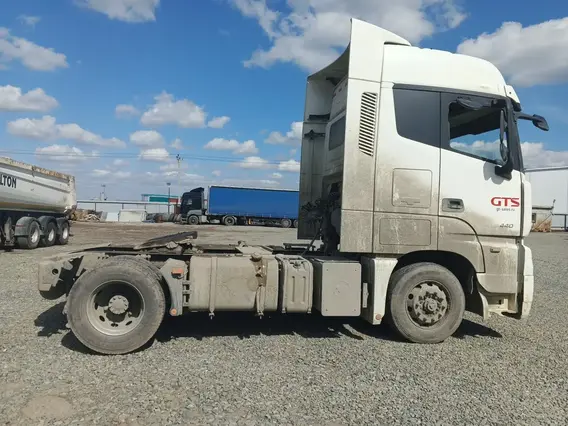 Седельный тягач Foton Auman EST A 2023 года б/у фото 8