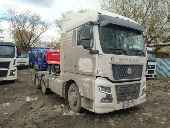 Седельный тягач SITRAK C7H MAX 2023 года б/у