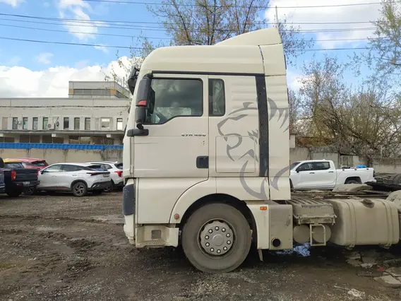 Седельный тягач SITRAK C7H MAX 2023 года б/у фото 3