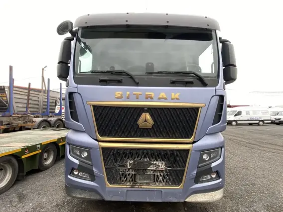 Седельный тягач SITRAK C7H MAX 2023 года б/у фото 3
