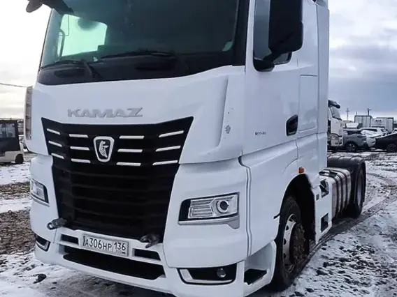 Седельный тягач Камаз 54901 2023 года б/у фото 3