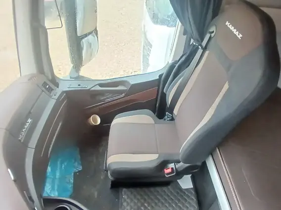 Седельный тягач Камаз 54901 2022 года б/у фото 11