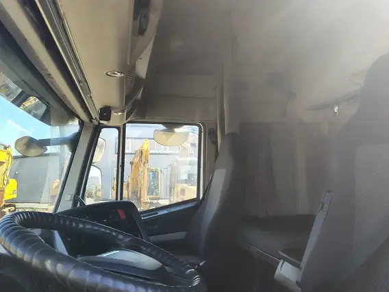 Седельный тягач IVECO Stralis 2021 года б/у фото 10