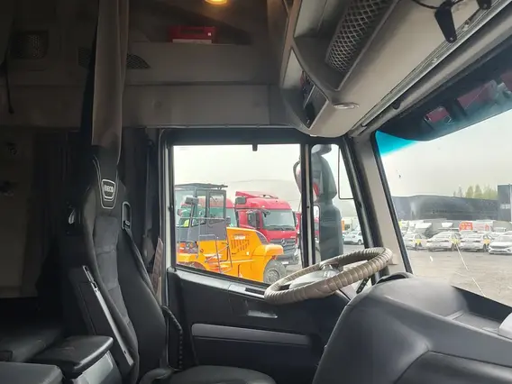 Седельный тягач IVECO Stralis 2021 года б/у фото 12
