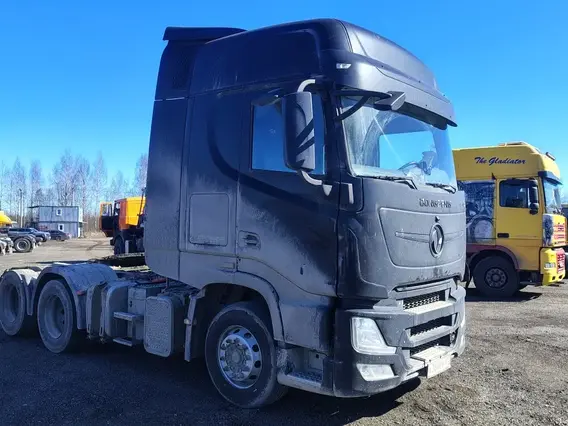 Седельный тягач Dongfeng DFH4180 2023 года б/у