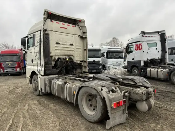 Седельный тягач SITRAK c7h 2023 года б/у фото 5