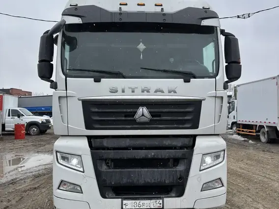 Седельный тягач SITRAK c7h 2023 года б/у