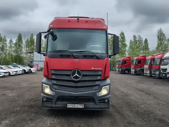 Седельный тягач Mercedes-Benz Actros 2022 года б/у фото 2