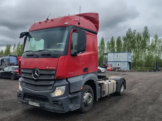Седельный тягач Mercedes-Benz Actros 2022 года б/у фото 3