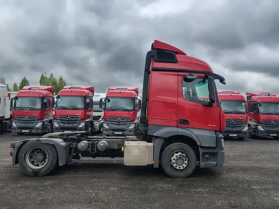 Седельный тягач Mercedes-Benz Actros 2022 года б/у фото 8