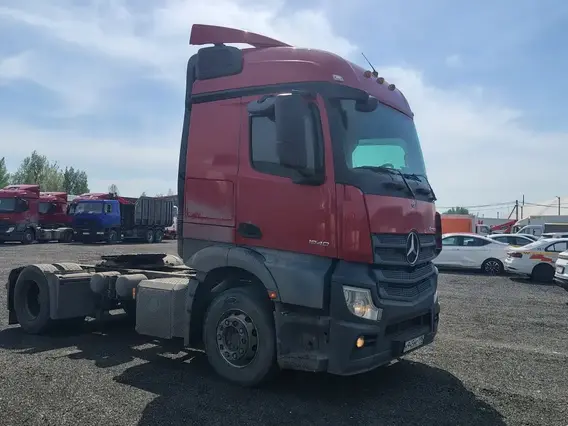 Седельный тягач Mercedes-Benz Actros 2022 года б/у