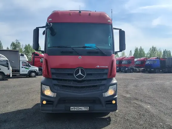 Седельный тягач Mercedes-Benz Actros 2022 года б/у фото 2