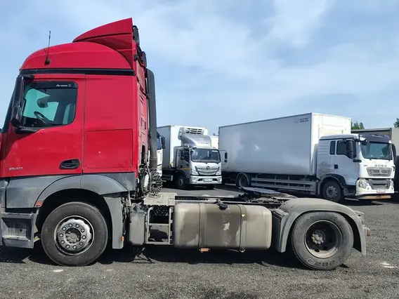 Седельный тягач Mercedes-Benz Actros 2022 года б/у фото 4
