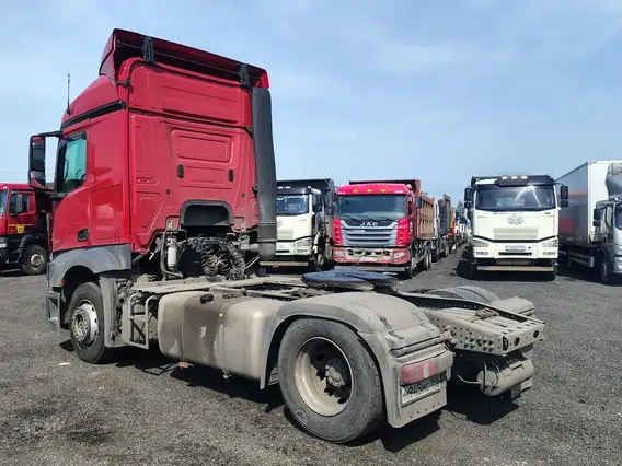 Седельный тягач Mercedes-Benz Actros 2022 года б/у фото 5
