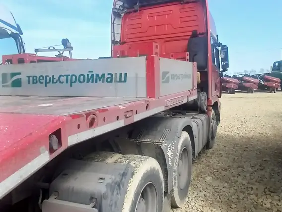 Седельный тягач Shacman SX42584V324 2022 года б/у фото 8