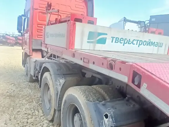 Седельный тягач Shacman SX42584V324 2022 года б/у фото 10