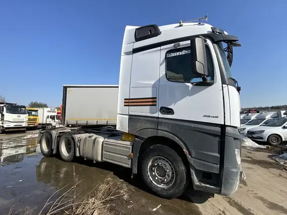 Седельный тягач Mercedes-Benz Actros 2022 года б/у фото 8