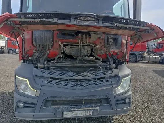 Седельный тягач Mercedes-Benz Actros 2022 года б/у фото 12