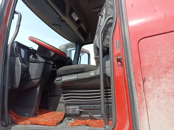Седельный тягач Mercedes-Benz Actros 2022 года б/у фото 9