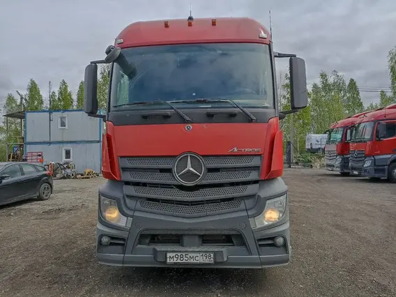 Седельный тягач Mercedes-Benz Actros 2022 года б/у фото 2
