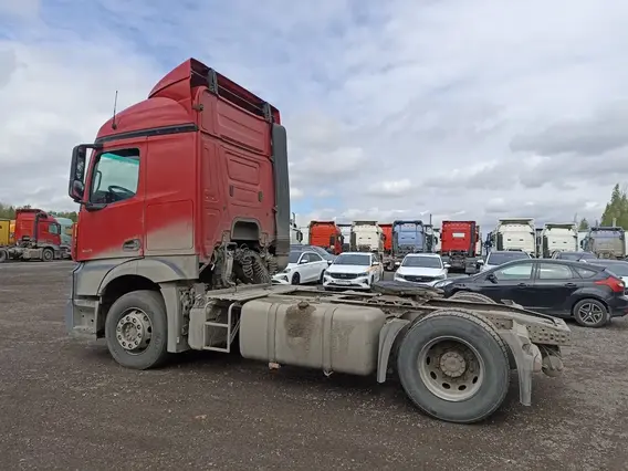 Седельный тягач Mercedes-Benz Actros 2022 года б/у фото 4