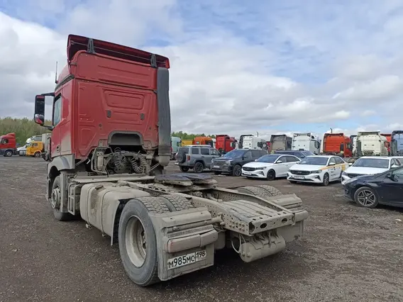 Седельный тягач Mercedes-Benz Actros 2022 года б/у фото 5