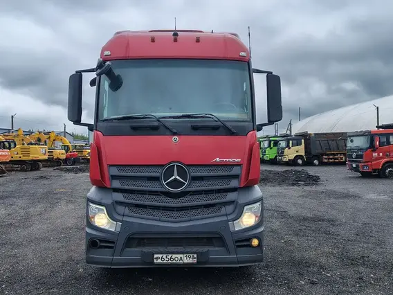 Седельный тягач Mercedes-Benz Actros 2021 года б/у фото 2
