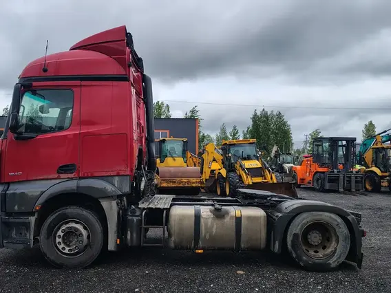 Седельный тягач Mercedes-Benz Actros 2021 года б/у фото 4