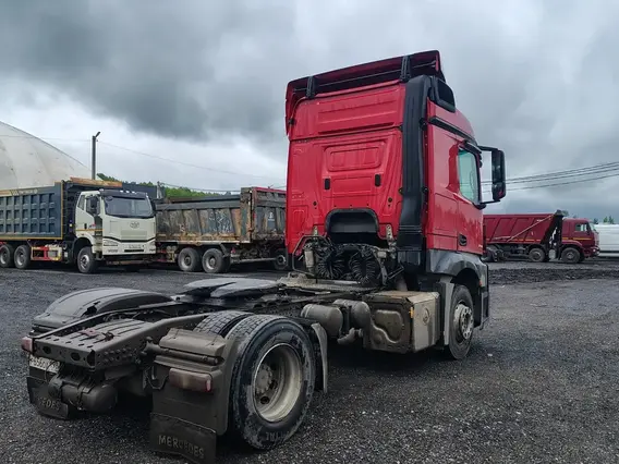 Седельный тягач Mercedes-Benz Actros 2021 года б/у фото 7