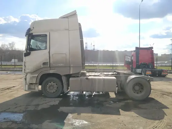 Седельный тягач Dongfeng DFH4180 2023 года б/у фото 8