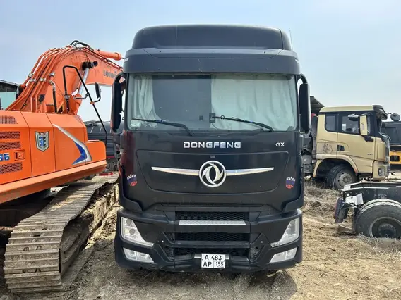Седельный тягач Dongfeng DFH4180 2023 года б/у