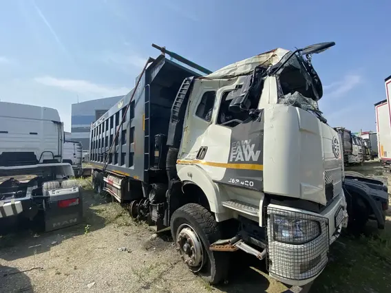 Самосвал FAW J6 2023 года б/у фото 3