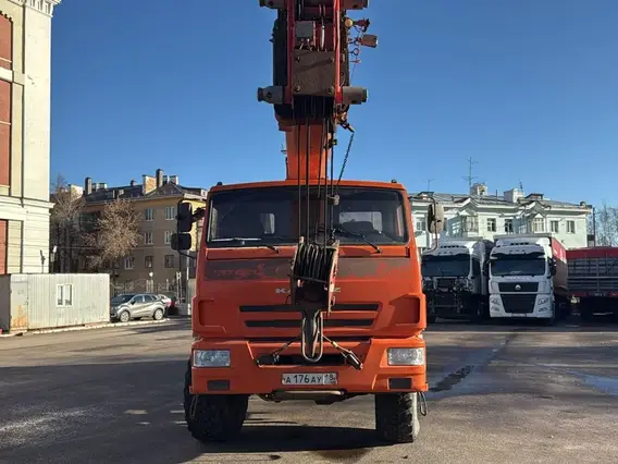 Автокран Камаз 43118 2020 года б/у фото 2