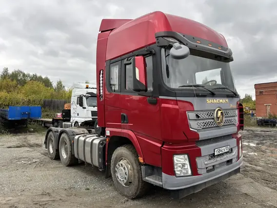 Седельный тягач Shacman SX42584W324C 2022 года б/у фото 4