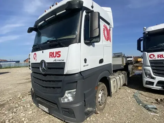 Седельный тягач Mercedes-Benz Actros 2020 года б/у