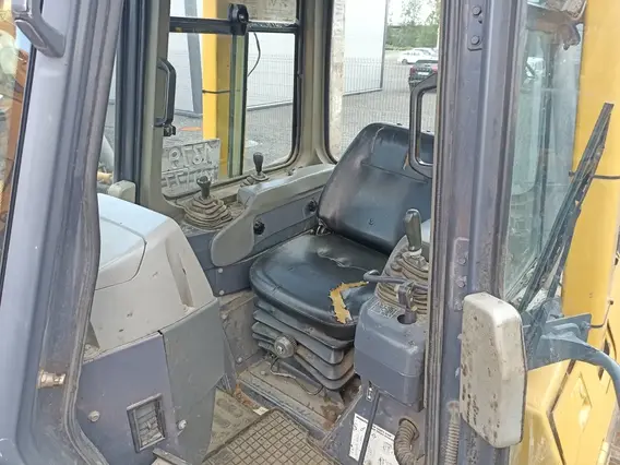 Бульдозер KOMATSU D85ESS-2A 2018 года б/у фото 10