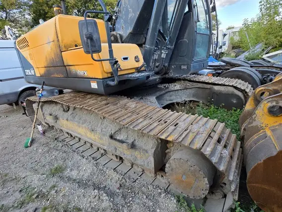 Экскаватор HYUNDAI R225LVS 2022 года б/у фото 4