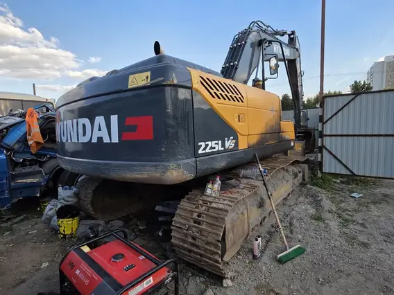 Экскаватор HYUNDAI R225LVS 2022 года б/у фото 6
