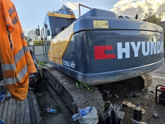 Экскаватор HYUNDAI R225LVS 2022 года б/у фото 8