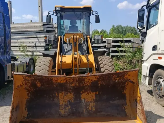 Фронтальный погрузчик SDLG LG933L 2020 года б/у фото 3