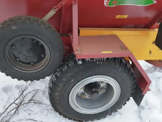 Пескоразбрасыватель полуприцепной ЛИДСЕЛЬМАШ Л-415 2023 года б/у фото 10