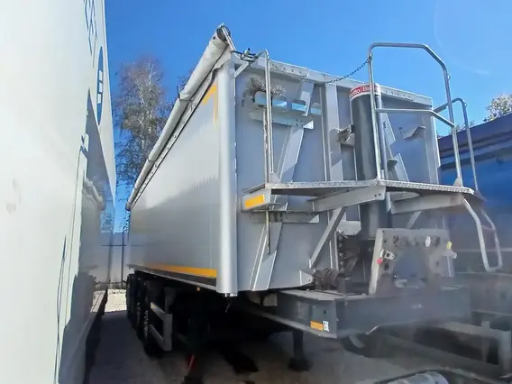 Самосвальный полуприцеп Bodex KIS 4WA1 2023 года б/у фото 4