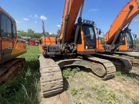 Экскаватор DEVELON DX300LCA-7M 2023 года б/у фото 3
