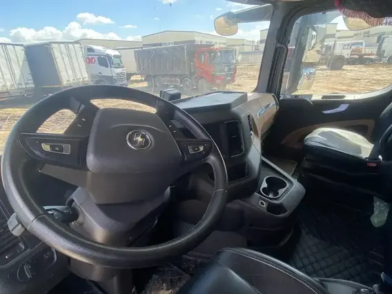 Седельный тягач Shacman SX4188YY381 2023 года б/у фото 10