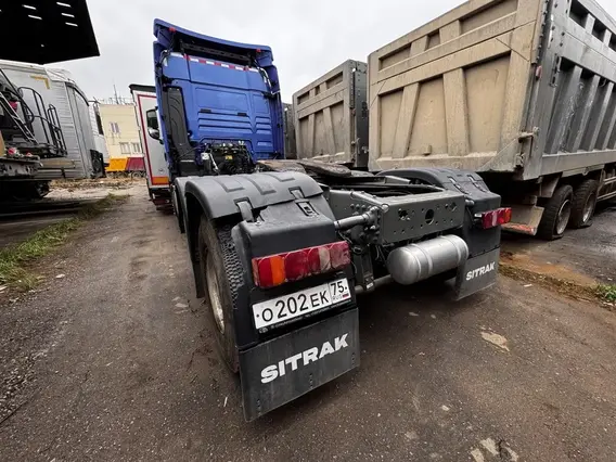 Седельный тягач SITRAK c7h 2022 года б/у фото 4