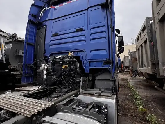 Седельный тягач SITRAK c7h 2022 года б/у фото 7