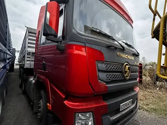 Седельный тягач Shacman SX42584V324 2022 года б/у